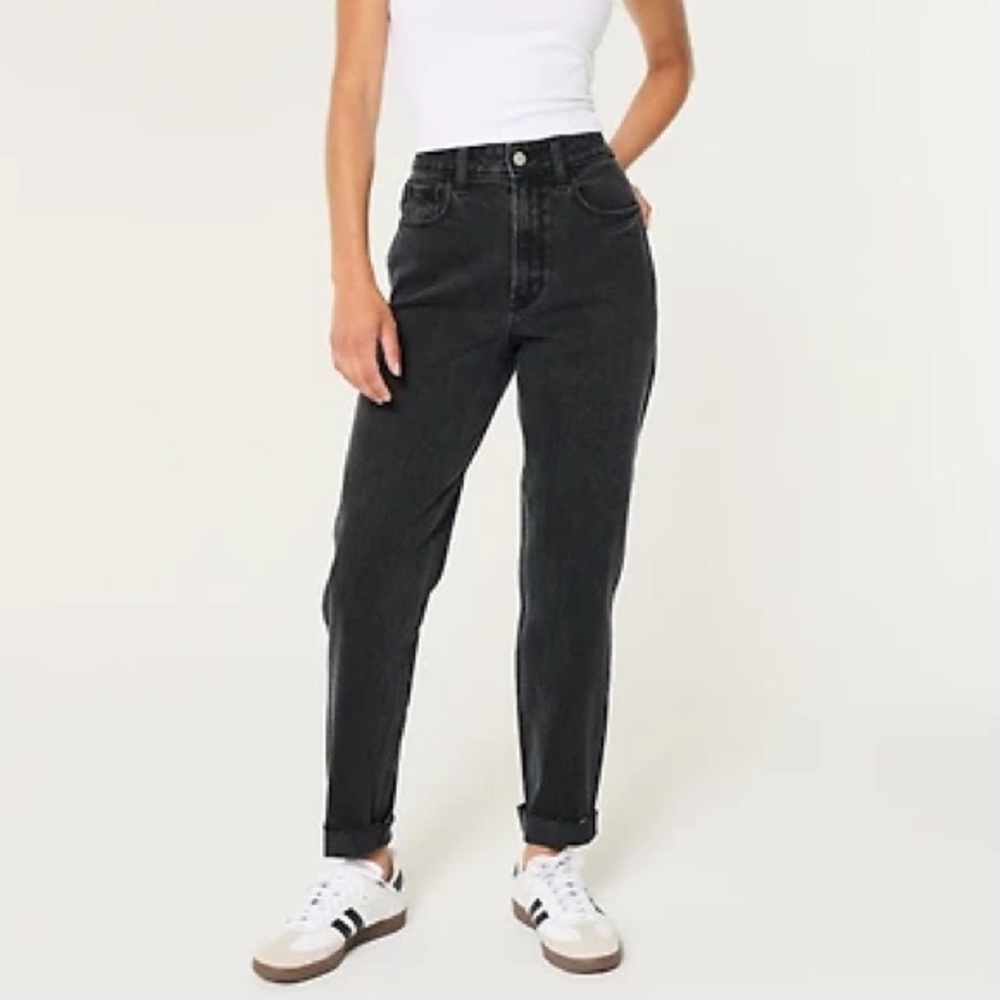 Hollister ultra high rise mom jeans